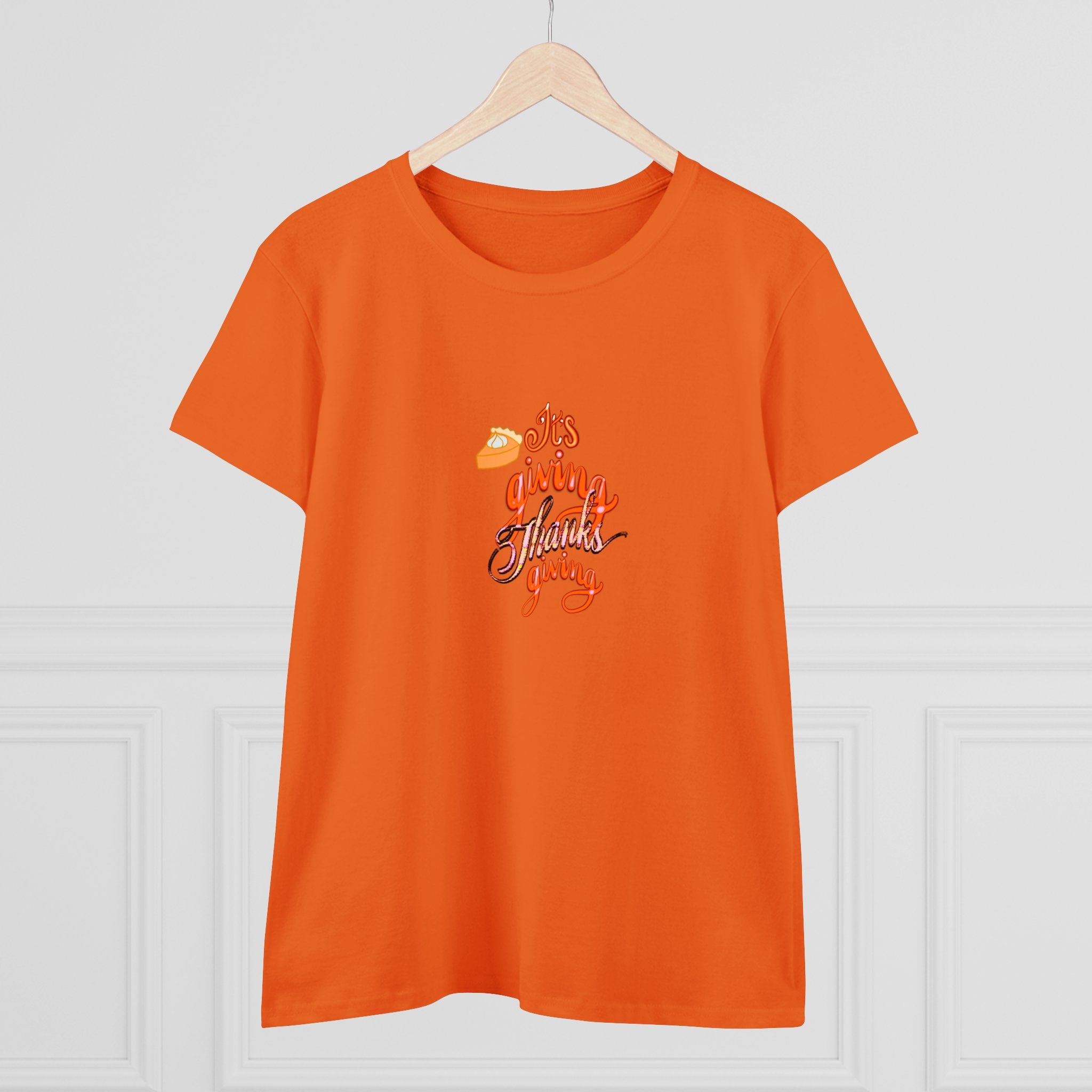 IT’S GIVING THANKSGIVING Women's Midweight Cotton Tee
