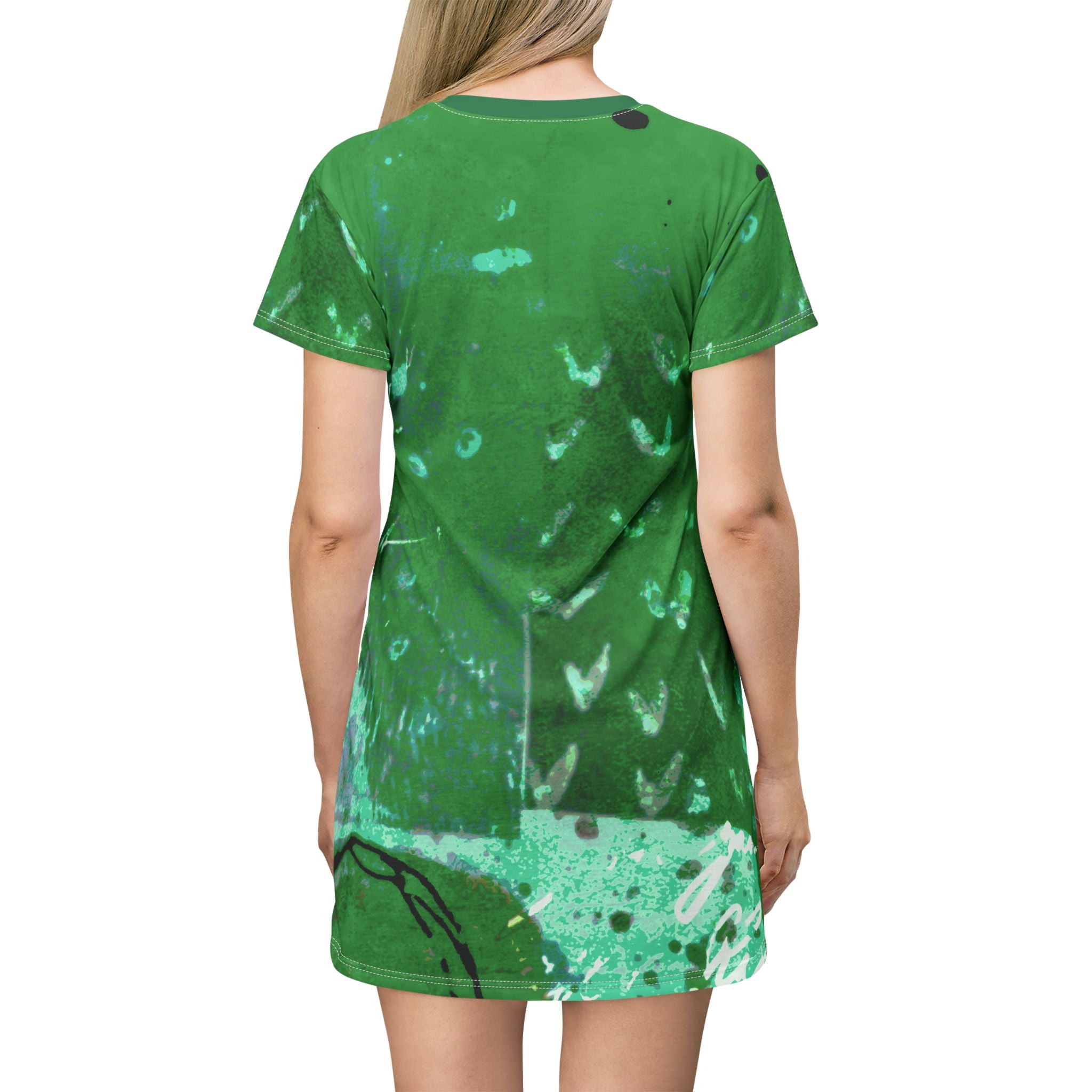 Vibrant Green Graphic T-Shirt Dress – Casual Summer Vibe for Eco-Conscious Fashionistas
