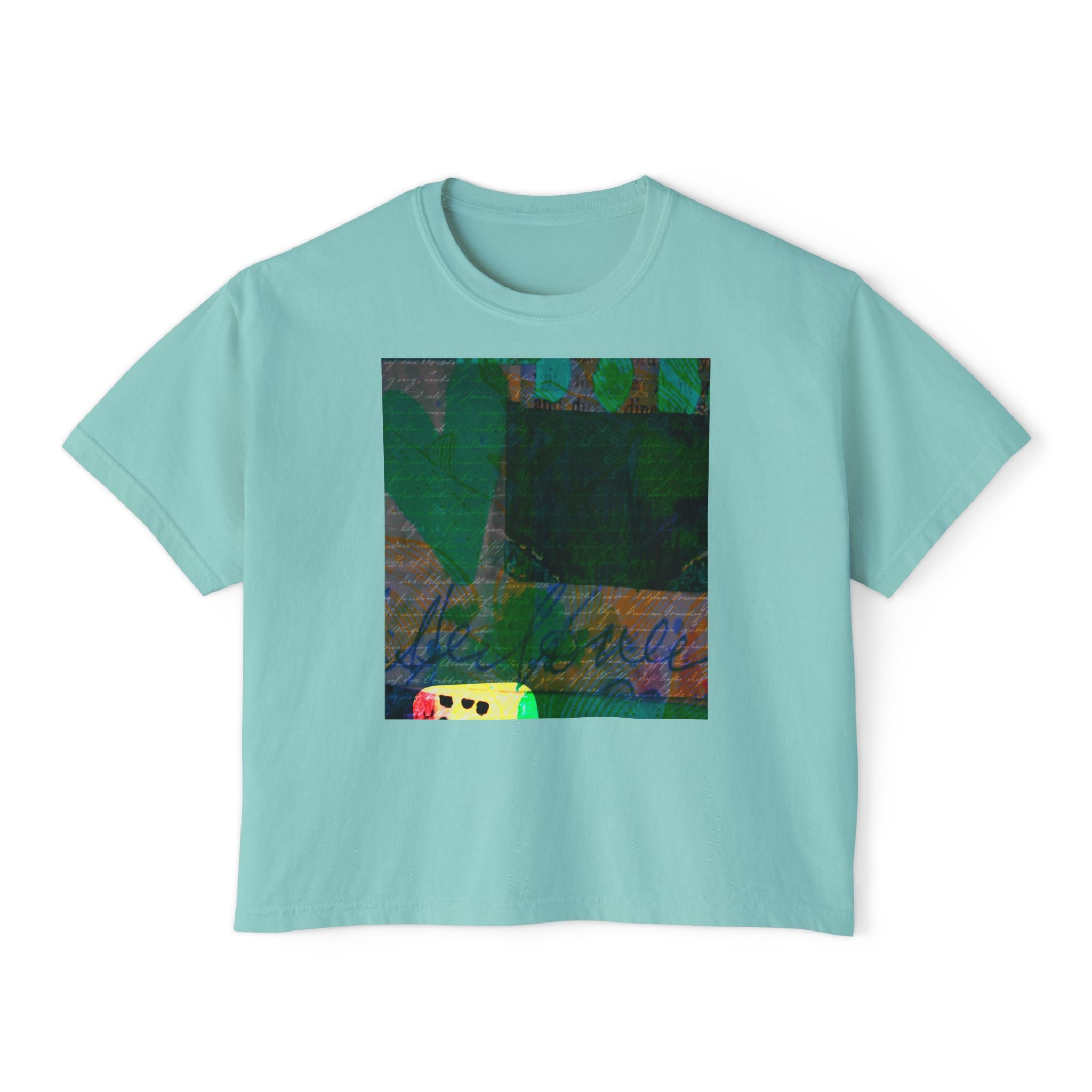 Art Lover's Women's Boxy Tee – Colorful Heart Design for Creative Souls