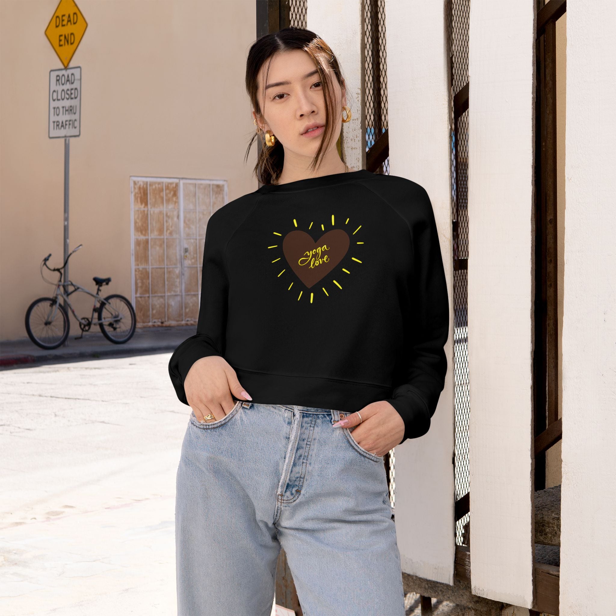 Yoga Love Women's Cropped Fleece Pullover - Cozy & Stylish for Every Occasion