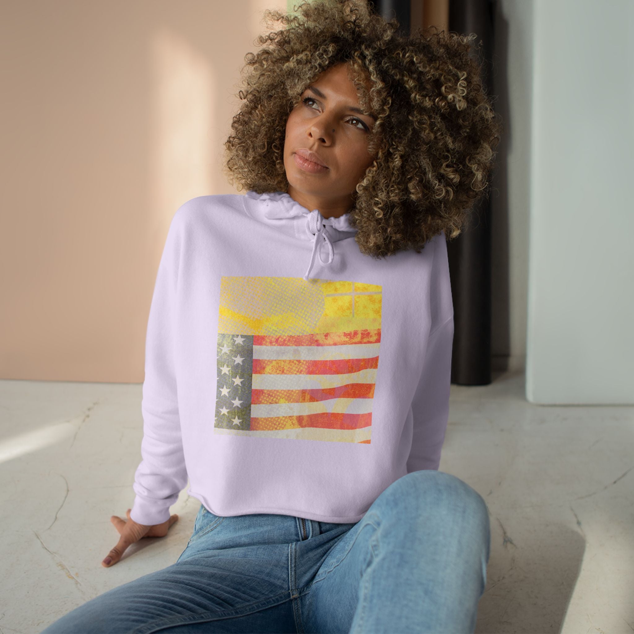 Vintage American Flag Crop Hoodie - Stylish & Trendy Apparel for Everyday Wear