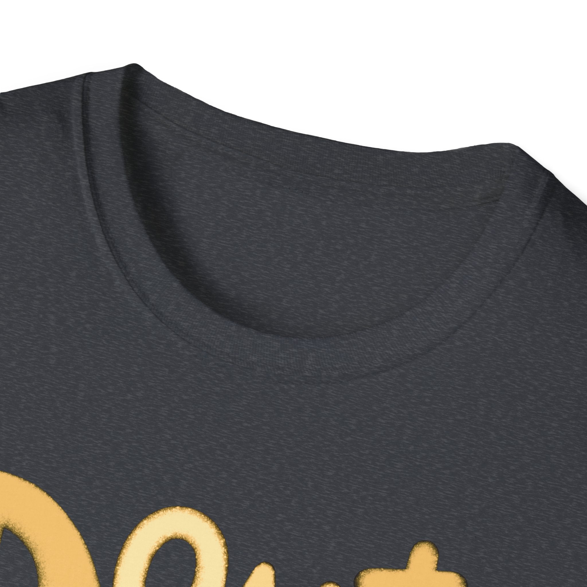DON’T EAT YELLOW SNOW TEE