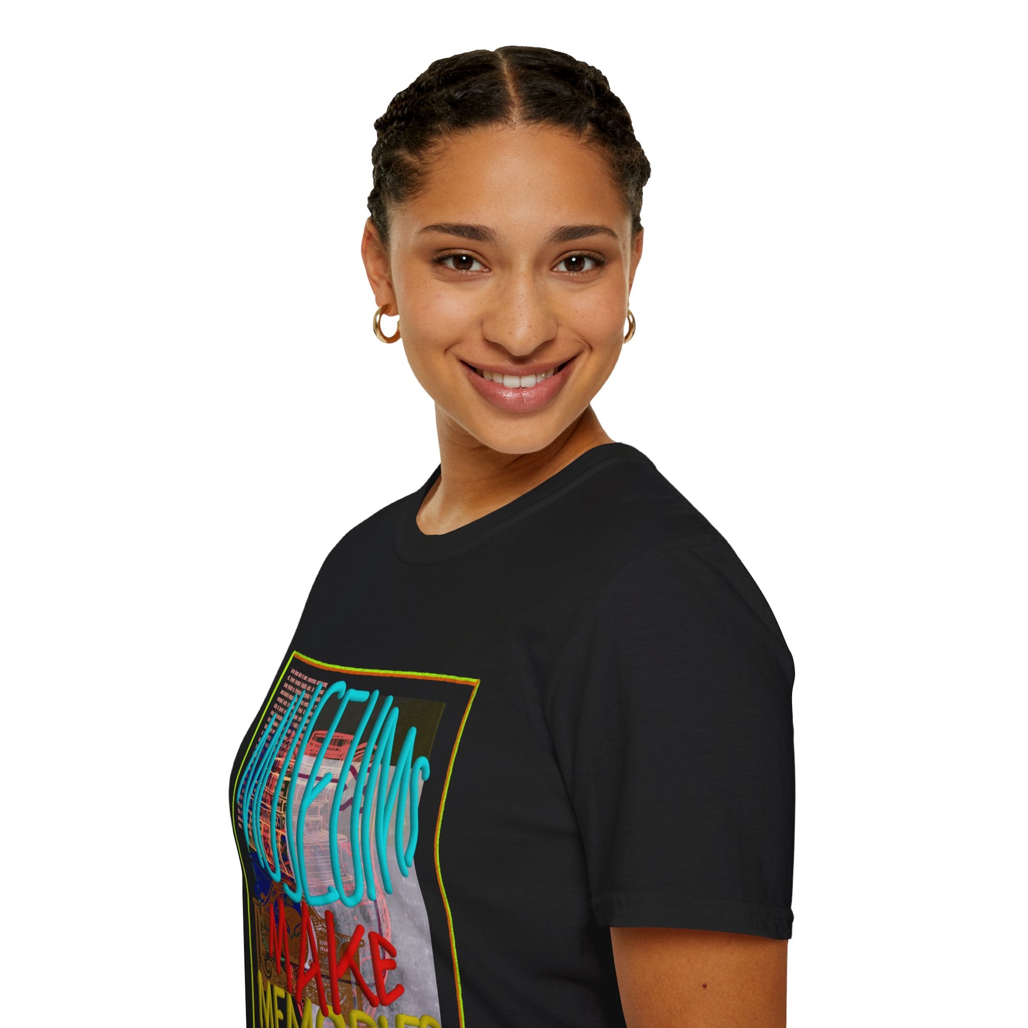 MUSEUMS MAKE MEMORIES Unisex Softstyle T-Shirt