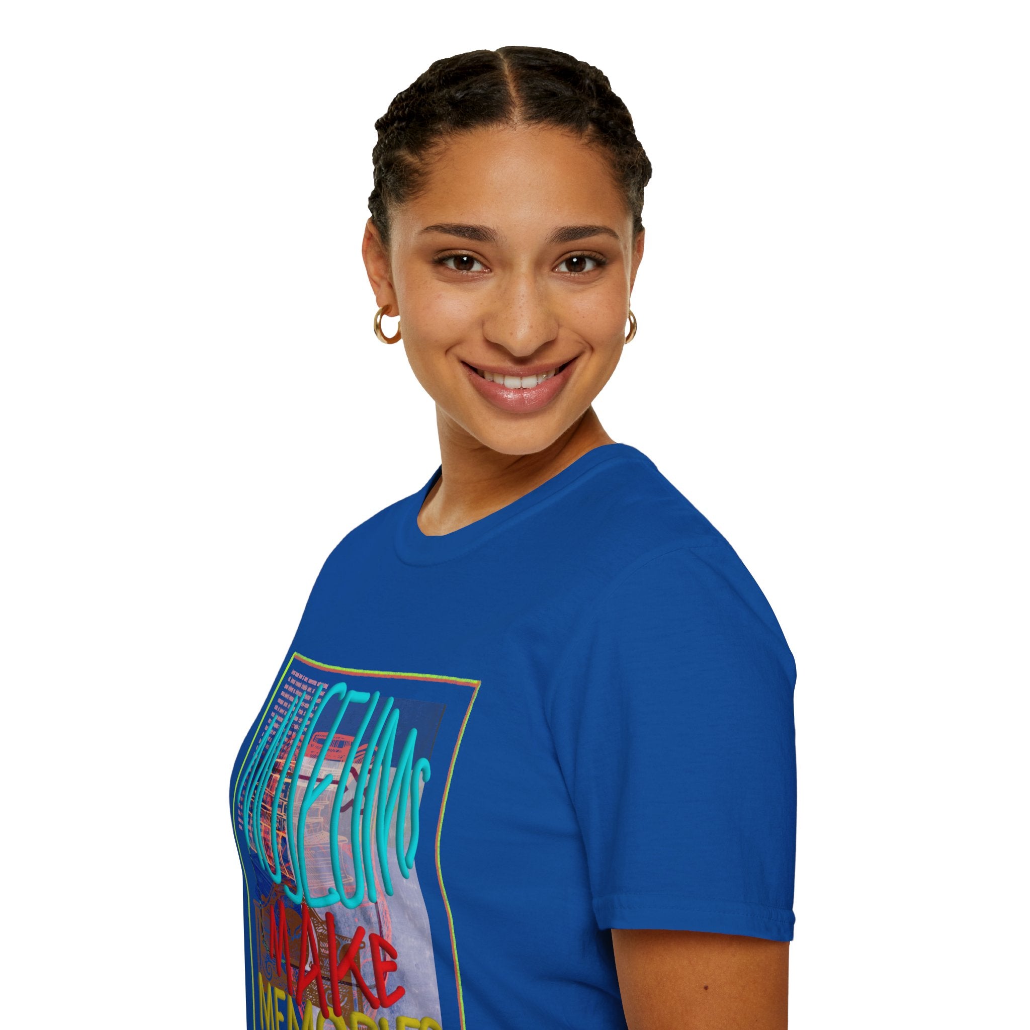 MUSEUMS MAKE MEMORIES Unisex Softstyle T-Shirt