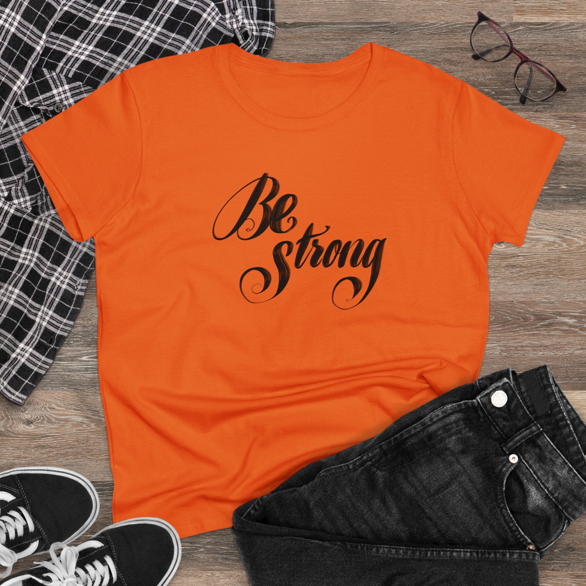 BE STRONG Women's Midweight Cotton Tee