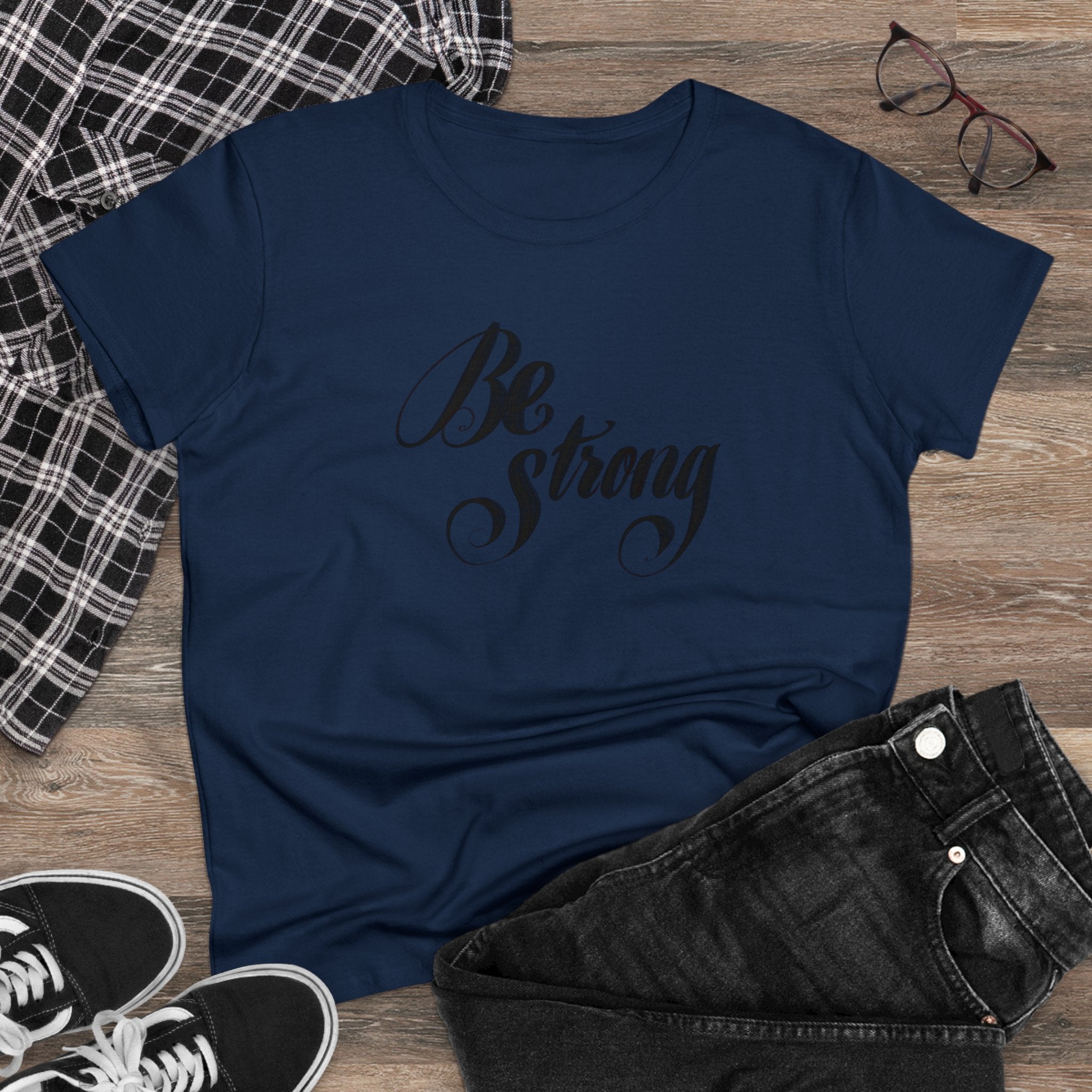 BE STRONG Women's Midweight Cotton Tee