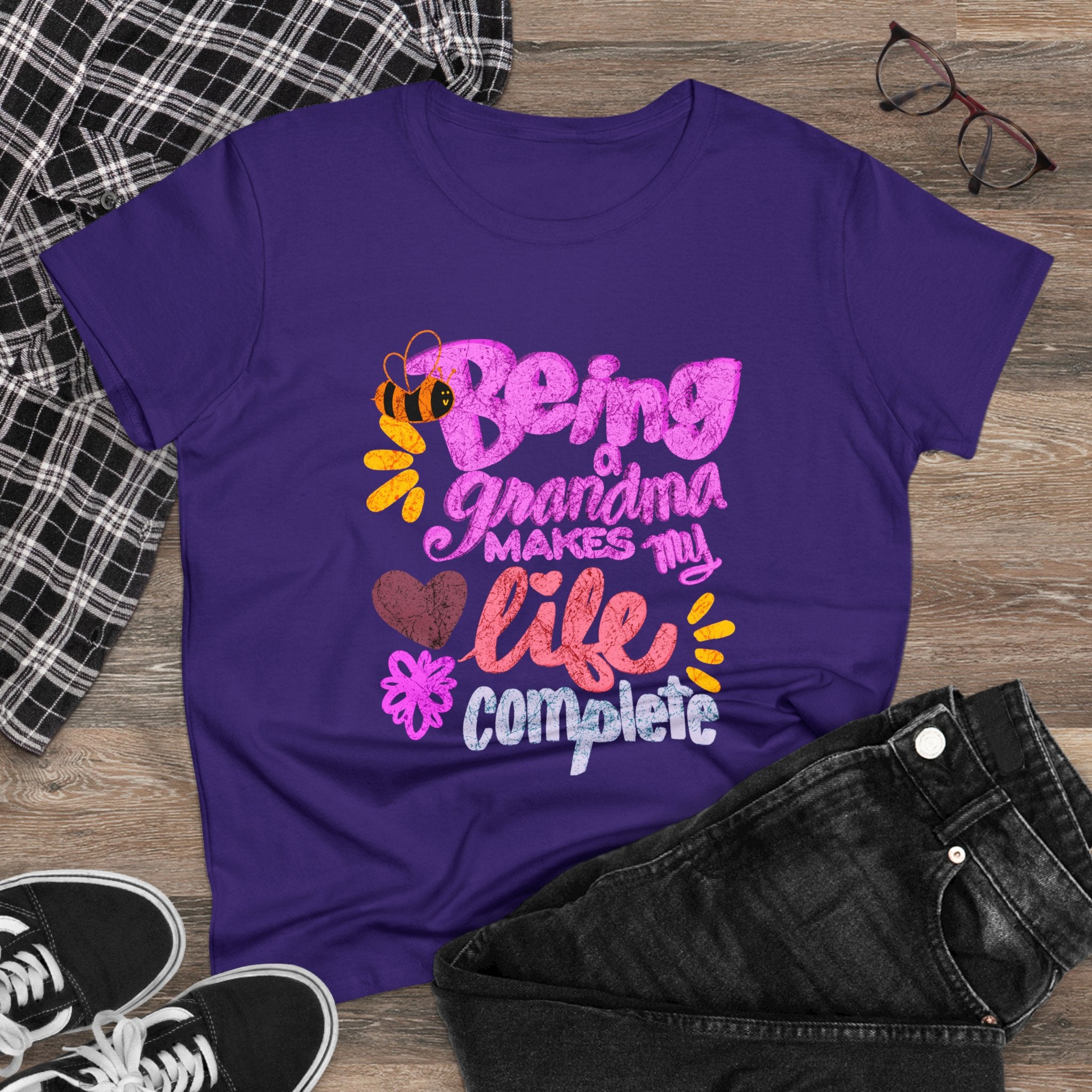 BEING A GRANDMA MAKES MY LIFE COMPLETE Women's Midweight Cotton Tee