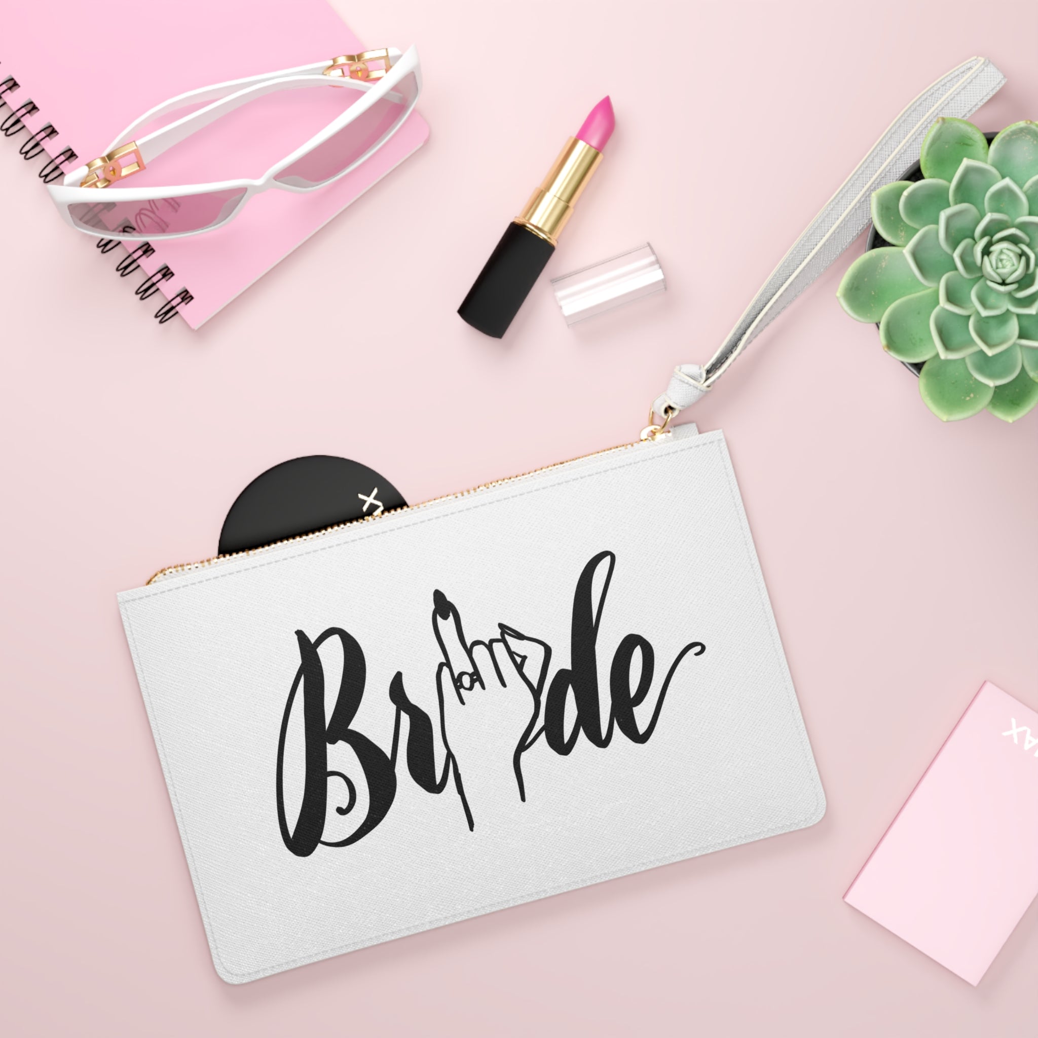 Bride Clutch Bag - Stylish Wedding Accessory with Chic Design