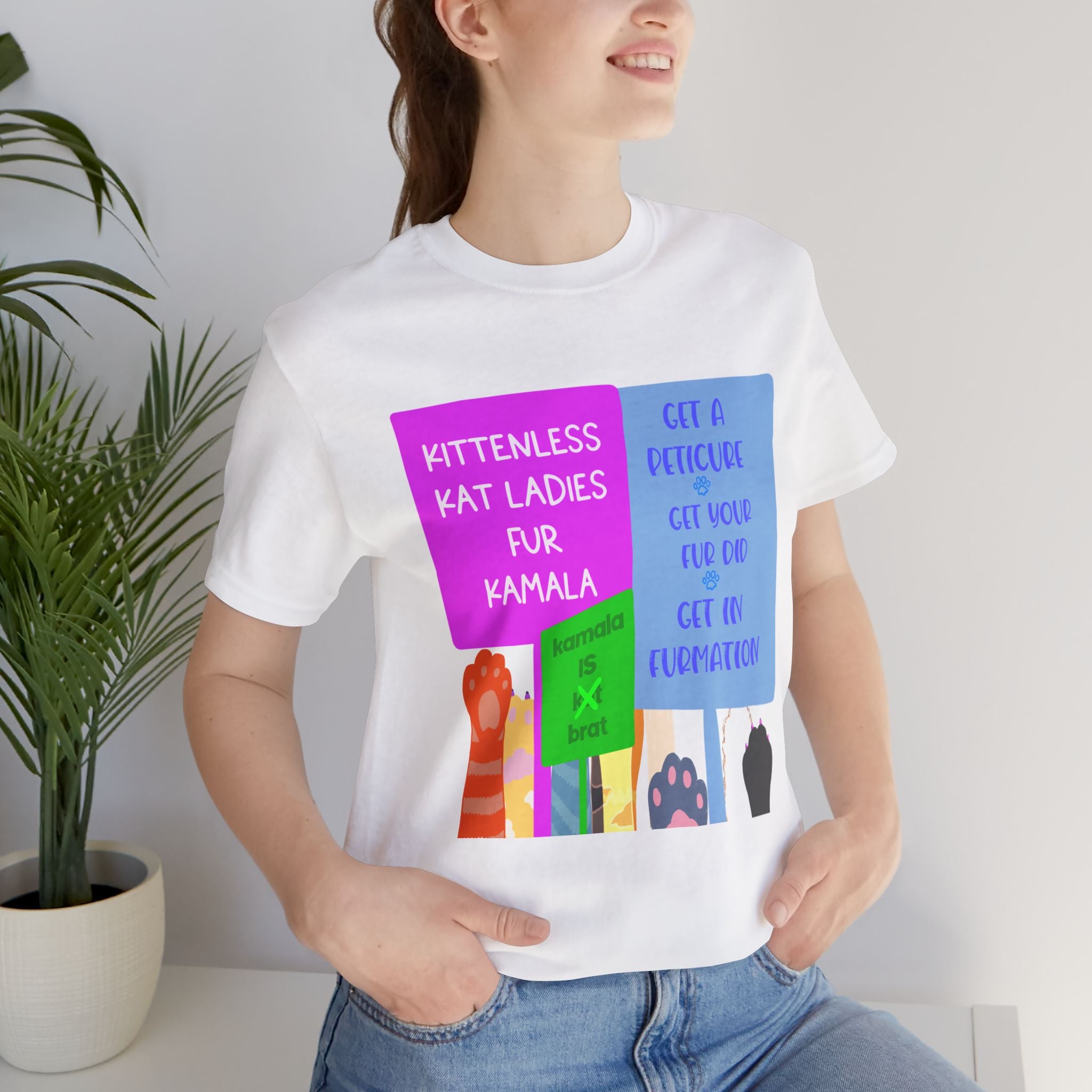 KITTENLESS CAT LADIES T-Shirt